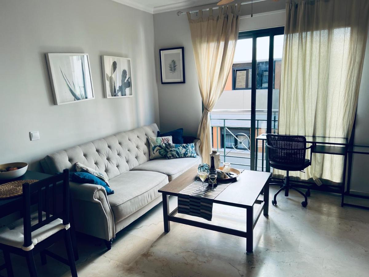 Upscale***las Canteras Beach***balcony Appartement *